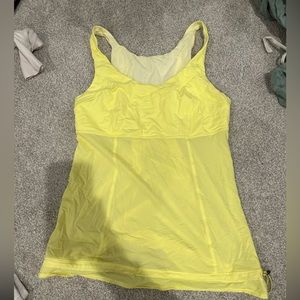 Lululemon tank size 4